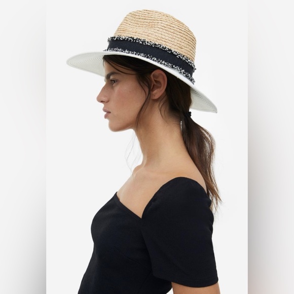 H&M HAT - Picture 1 of 3